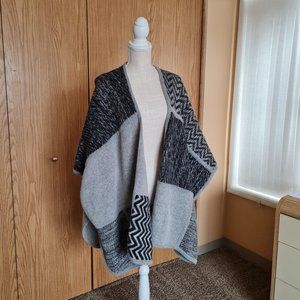 Wool Poncho Shawl Shrug Wrap Cape Club Monaco Wool Winter Grey Gray Black Fuzzy